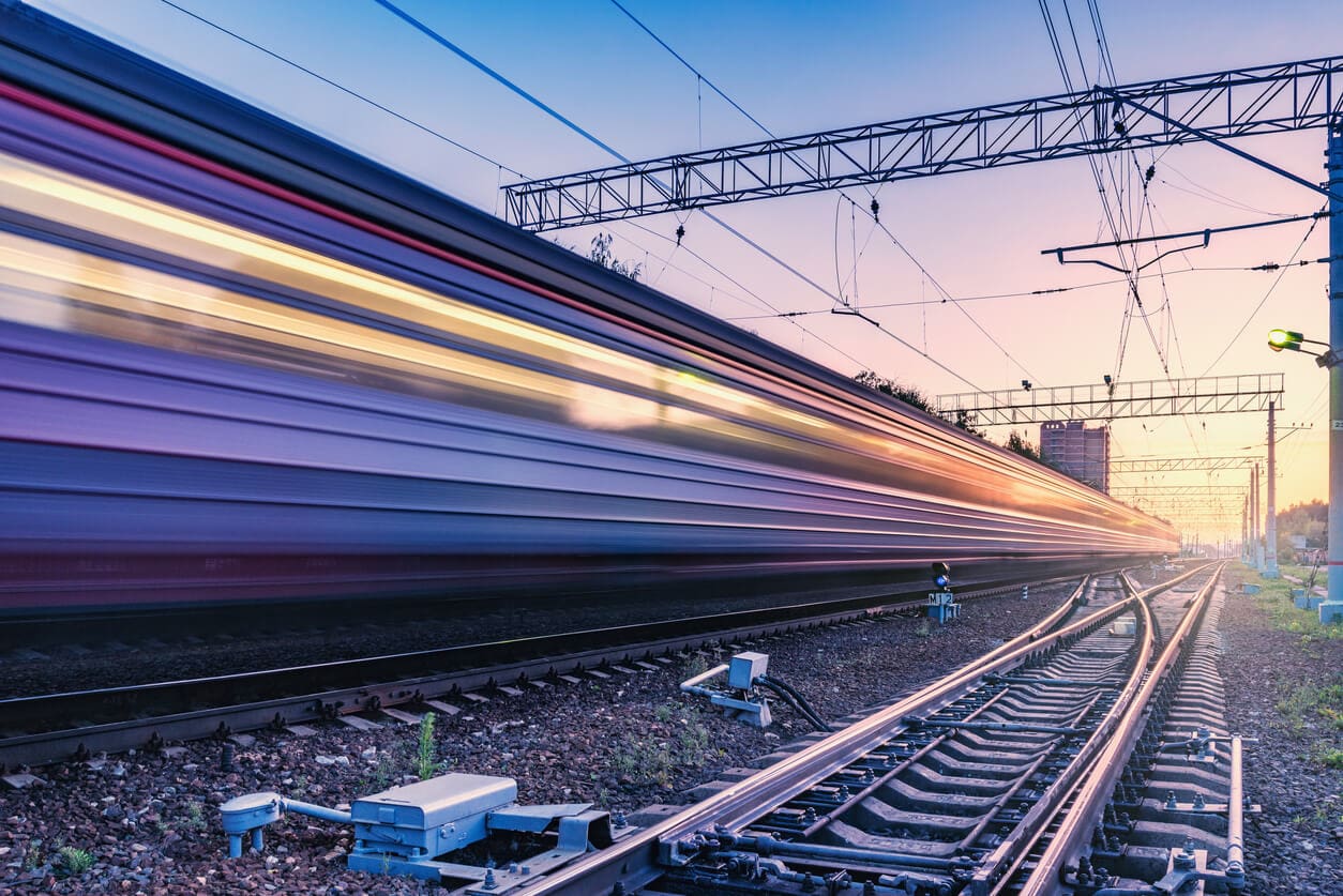 Key facts about using connectised cable assemblies on trains