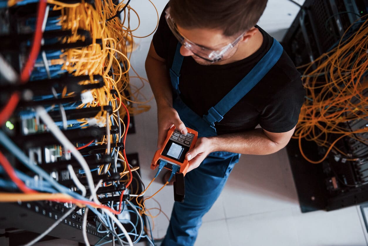 A Beginner’s Guide to Cable Assembly and Choosing the Right Cable Assembly Manufacturer