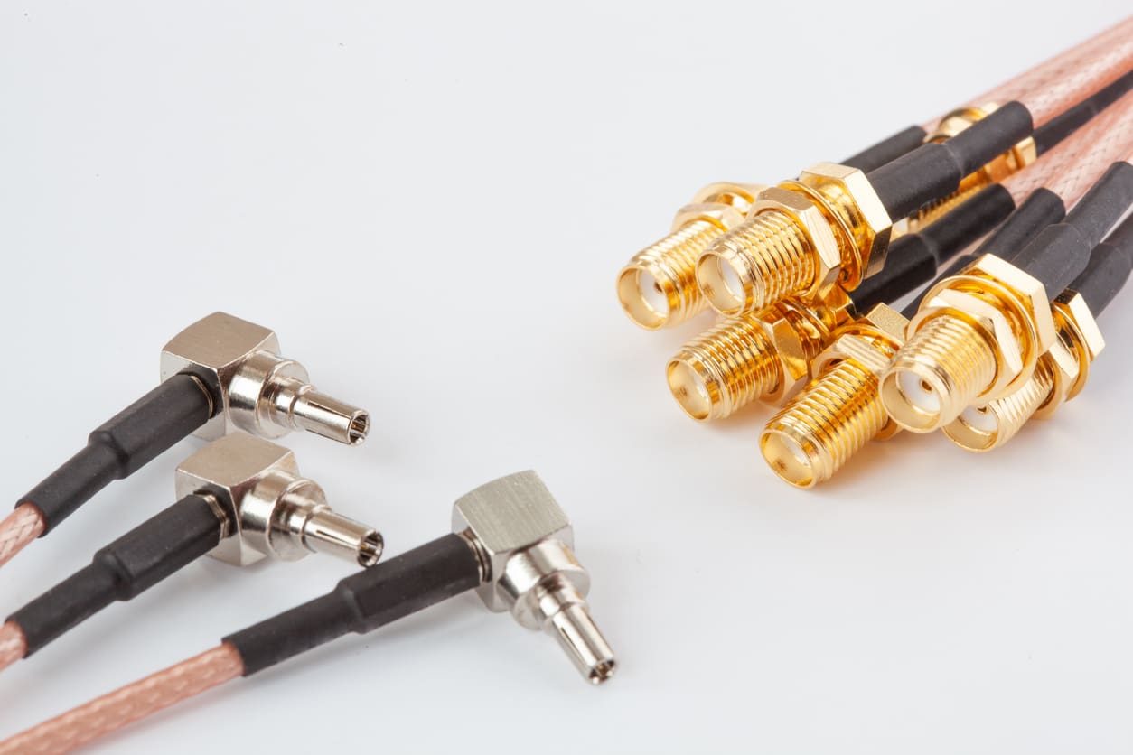 SMA Reverse Polarity